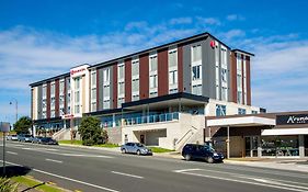 Ramada Albany 4*